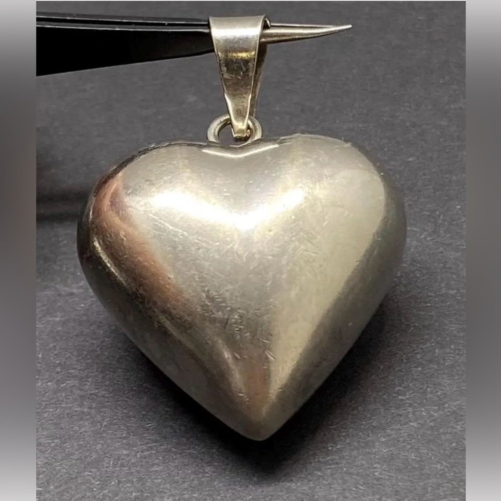 Vintage Puffy Heart Pendant